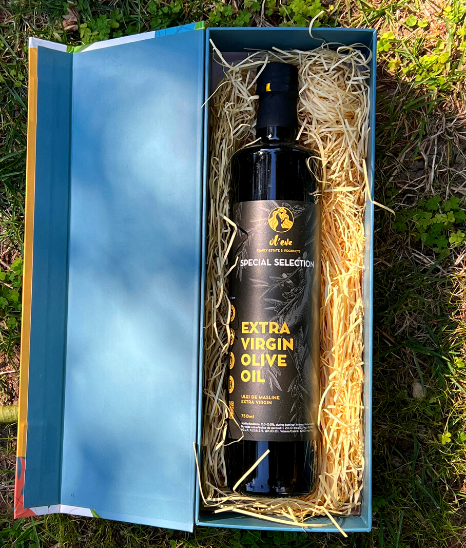 single gift box